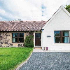 Maple Cottage With Hot Tub Near Cupar, Fife thumbnail 11