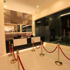 Supreme Hotel thumbnail 2