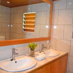 Daku Resort Savusavu in Savusavu, Fiji from 130$, photos, reviews - zenhotels.com bathroom