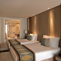 Hotel Taj Dubai thumbnail 5