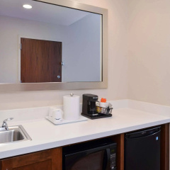 Hampton Inn & Suites by Hilton Lonoke thumbnail 31