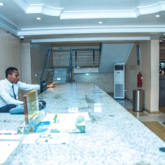 Royal Crest Hotel & Suites - Bild 24