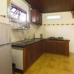 Wooden House Holiday Rental thumbnail 22
