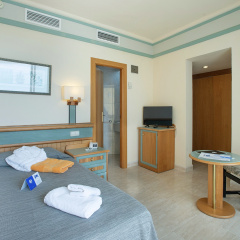 Hotel Exagon Park - Bild 10