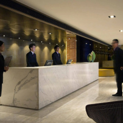 The Royal Pacific Hotel & Towers - Bild 13