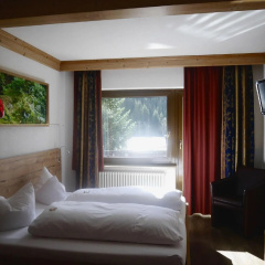 Landhotel Jostalstüble - Bild 1