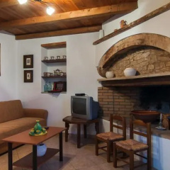 Afroditis House thumbnail 10