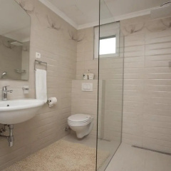 Guest House Medin thumbnail 7