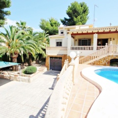 Mar de China - modern, well-equipped villa with private pool in Moraira thumbnail 10