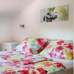 Apartments Tena thumbnail 3
