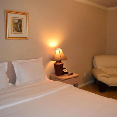 Guest House thumbnail 3