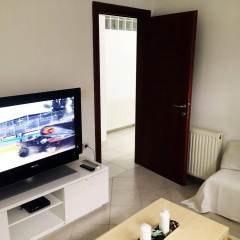 Chris Apartments thumbnail 2