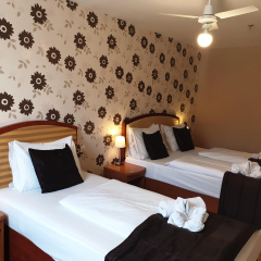 Six Inn Hotel - Bild 3