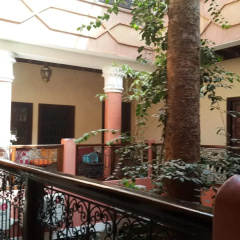 Hotel Cecil