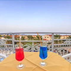 Laganas Holidays Hotel thumbnail 8