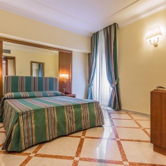 Raeli Hotel Noto - Bild 2