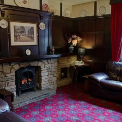 The Old White Lion Hotel thumbnail 14