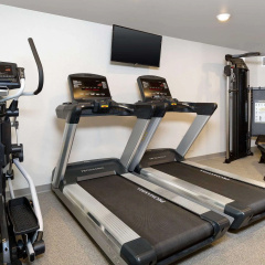 WoodSpring Suites Houston IAH Airport thumbnail 8