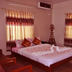 Hotel Paradise Inn Pokhara thumbnail 2