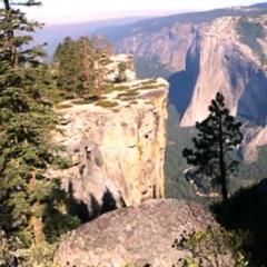 Yosemite Condominium thumbnail 19