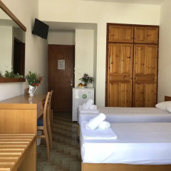 Main Guest House Skiathos thumbnail 4