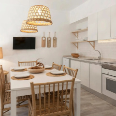 Mare Cheia (High Tide) Beach and Surf Apartments thumbnail 10