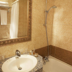 Hotel La Canopee - Bild 8