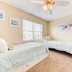 Surfside Six E by Distinctive Beach Rentals thumbnail 4