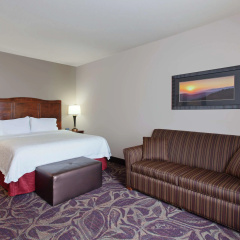 Hampton Inn Seattle/Everett thumbnail 3