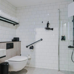 Hotel With Urban Deli - Bild 7