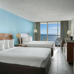 Crown Reef Resort thumbnail 4