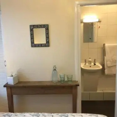 Telford Guest House thumbnail 9