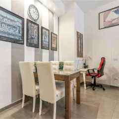 S.Ambrogio Square - Bild 12