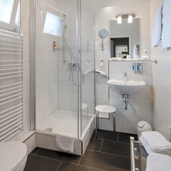 Hotel And Restaurant Zum Roten Tore - Bild 7