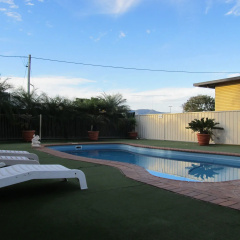 Sun Palms Motel thumbnail 13