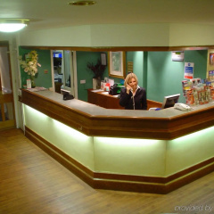 Red Lion Hotel thumbnail 2