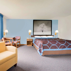 Super 8 by Wyndham Centerville thumbnail 3
