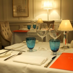 11 Cadogan Gardens and The Apartments thumbnail 24