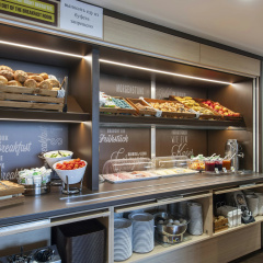 B&B HOTEL Regensburg-City - Bild 12
