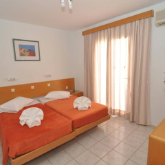 Erato Studios & Apartments thumbnail 2