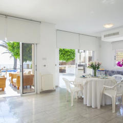 Sunset Beachfront Villa Meneou thumbnail 23