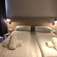 Facade Hotel Amsterdam - Bild 16