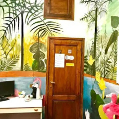 Strange Uncle Hostel thumbnail 8