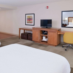 Hampton Inn & Suites by Hilton Lonoke thumbnail 6