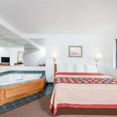 Red Carpet Inn & Suites thumbnail 4