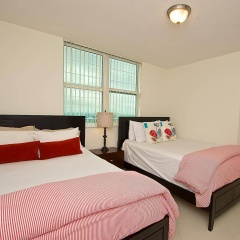 The Hotel House - One Broadway - Bild 1