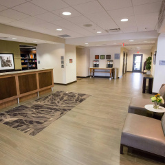 Hampton Inn & Suites Pittsburgh/Harmarville thumbnail 35