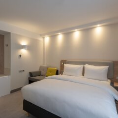 Отель Holiday Inn Express and Suites Potsdam, an IHG Hotel Германия, Потсдам - отзывы, цены и фото номеров - забронировать отель Holiday Inn Express and Suites Potsdam, an IHG Hotel онлайн фото 6