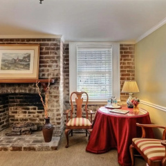 The Presidents' Quarters Inn thumbnail 12