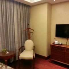 Hangzhou Lingtaoge Hotel thumbnail 2